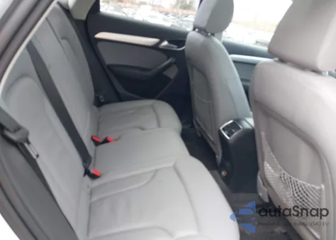 2016 Audi Q3 2.0T Premium Plus z USA, uszkodzony, nr VIN WA1EFCFS2GR013881